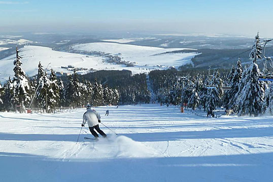 Skiën in Klinovec