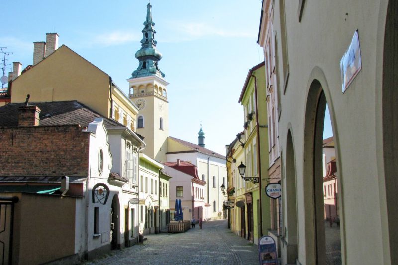 Slenteren door de straatjes van Nový Jičín 