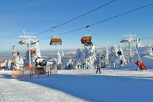 Geniet van uw wintersport in het skigebied Klinovec