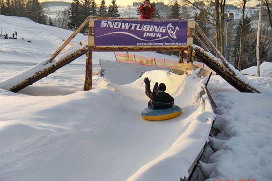 Wintersport Benecko snowtubing
