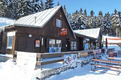 klinovec-wintersport-restaurant-piste.jpg