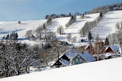 vitkovice-skien-afdaling-dorpje.jpg